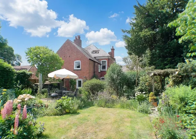 Kneeton Road, East Bridgford, NG13, photo 2