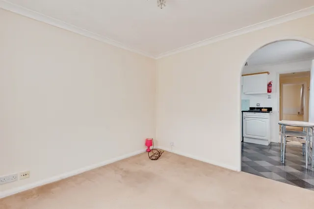 Marsh Lane, Frodsham, WA6, photo 2