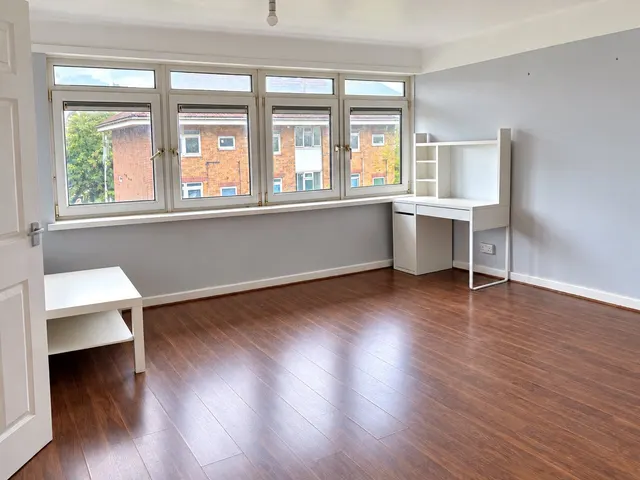 Old Redbridge Road, Southampton, SO15, photo 2