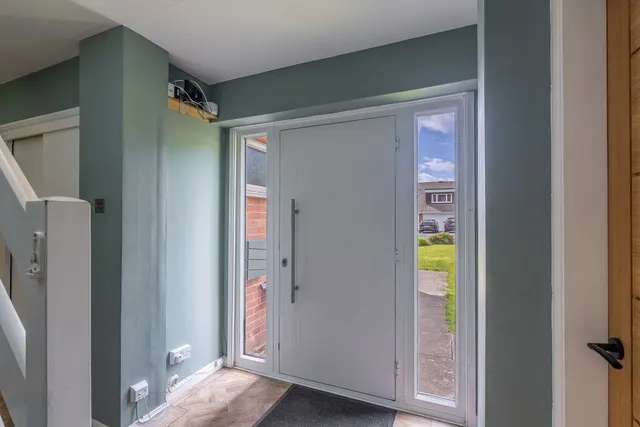 Photo 3 — Sytche Close, Much Wenlock, Shropshire TF13 6JJ