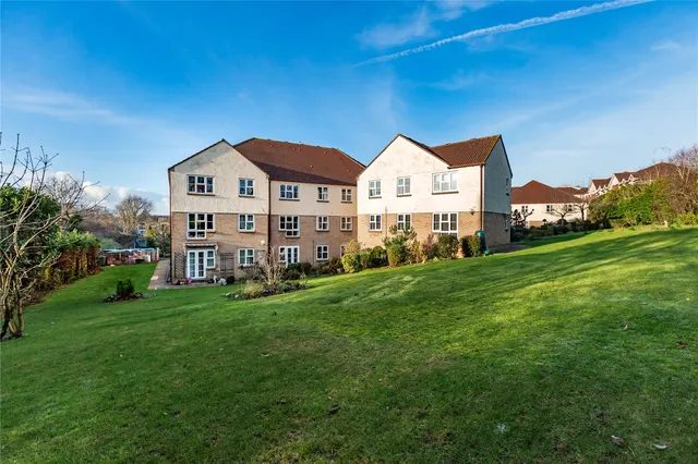 Sycamore Court, Stilemans, SS11, photo 1