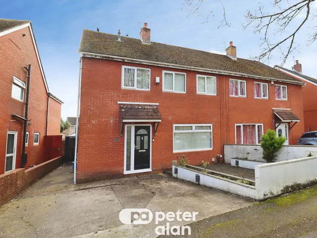 Lydstep Crescent, Cardiff, CF14, photo 1