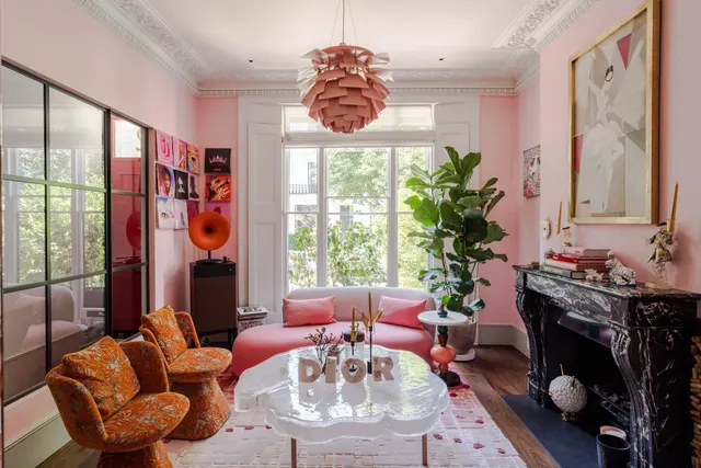 Photo 3 — Hereford Road, Notting Hill, London, W2 5AL