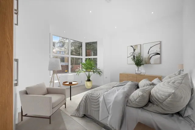 Photo 2 — Elisabeth Court, London Lane, Bromley