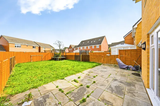 Dartford, DA1 5SQ, photo 1