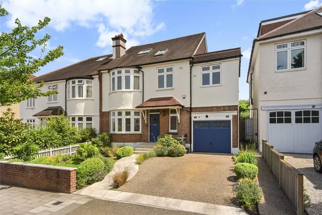 Abbotswood Road, London, SW16, photo 2