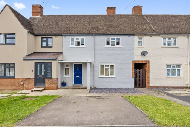 Churchill Drive, Charlton Kings, GL52, photo 1