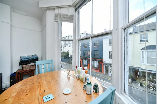 St. Georges Road, Brighton, BN2, photo 3