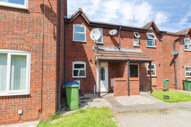 Charnley Road, Stafford, Staffordshire, ST16, photo 1