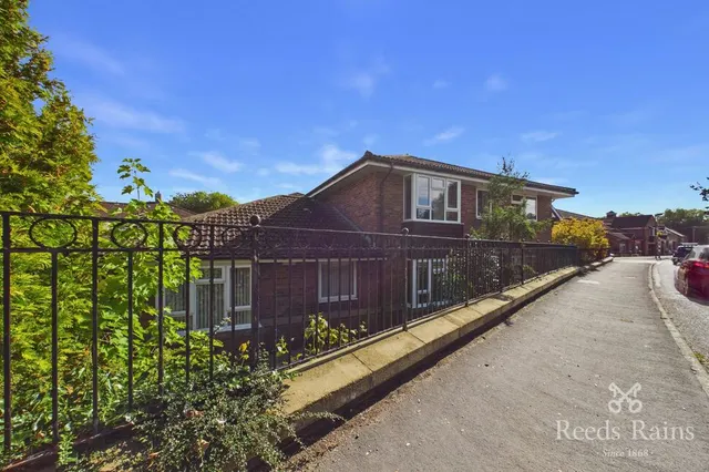 Wyre Mews, The Village, YO32, photo 1