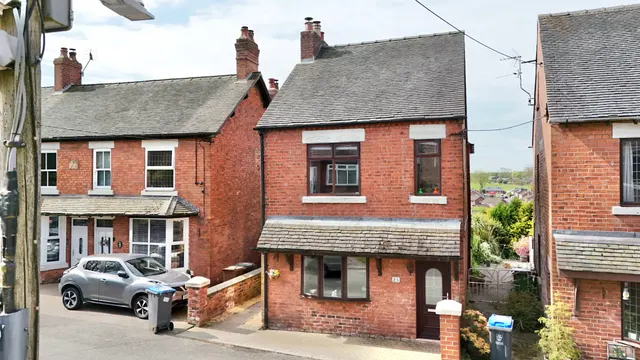Hazles Cross Road, Kingsley, ST10, photo 1