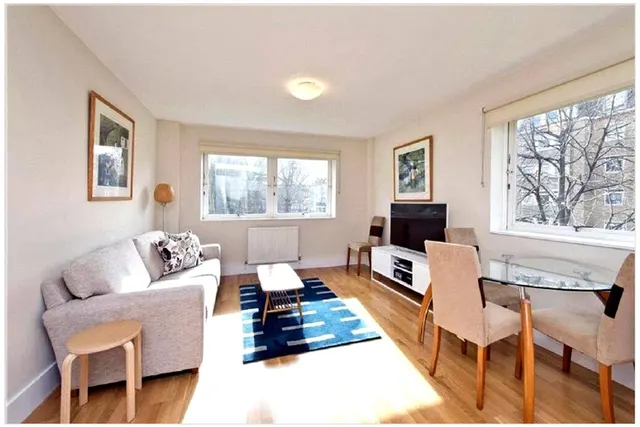 Fulham Road, SW10, photo 1