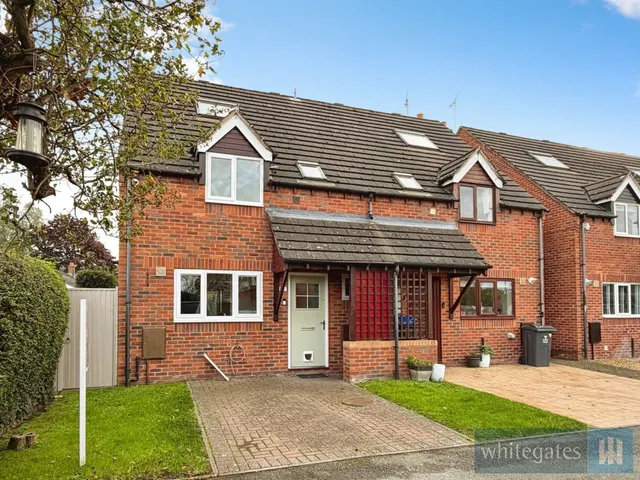 4 bedroom house, The Orchards, Holt, LL13