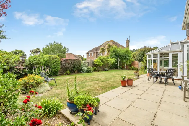 Crossbush Road, Felpham, PO22, photo 2