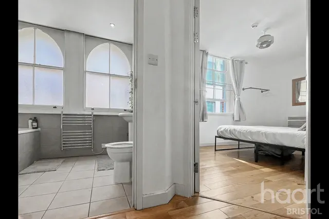 St Stephens Street, Bristol, BS1, photo 3
