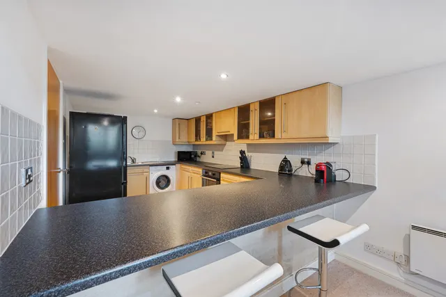 Clarence Road, Bollington, SK10, photo 3