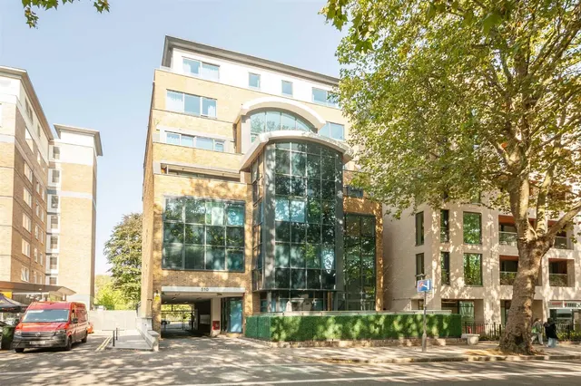 Flat 9, 510 Chiswick High Road, London, photo 1