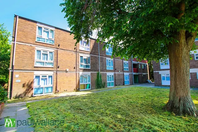 College Road, Cheshunt, EN8, photo 1