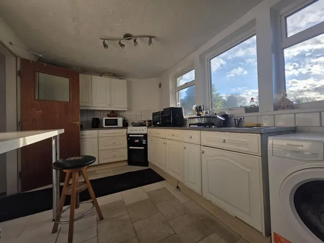 Rowley Close, Cannock, WS12, photo 2