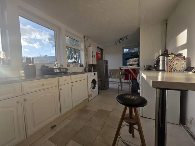 Rowley Close, Cannock, WS12, photo 1