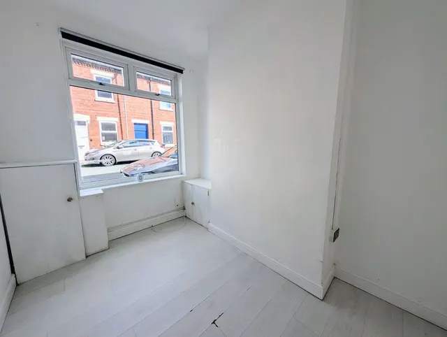 Photo 2 — Compton Street, Stoke-on-Trent, Staffordshire, ST1