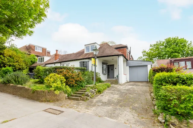 7a Downsview Road, London, photo 1