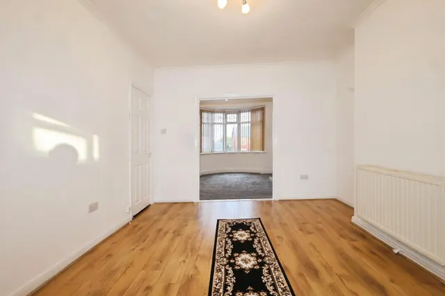 Oldbury Road, Oldbury, B65, photo 3
