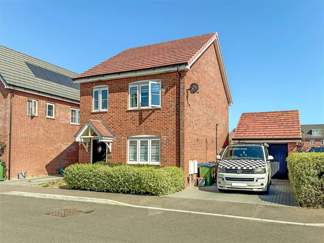 Linseed Way, Yapton, photo 1