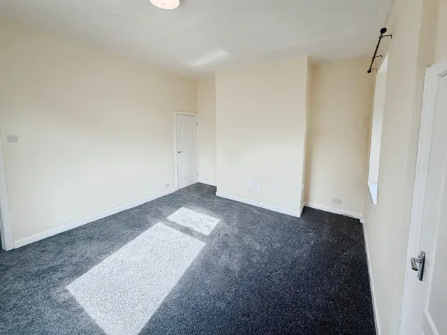 Warrington Road, Ince, WN1, photo 3