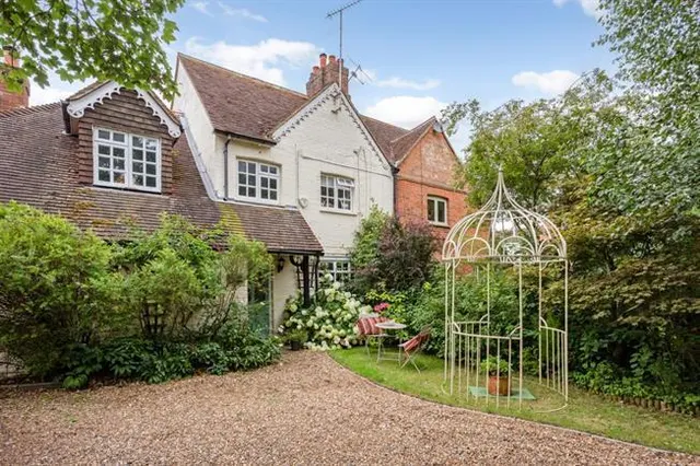 Old Lane, Cobham, photo 1