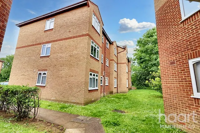 Corfe Place, Maidenhead, SL6, photo 1