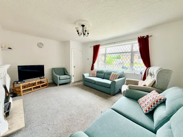 Newdigate Road, Sutton Coldfield, B75, photo 3