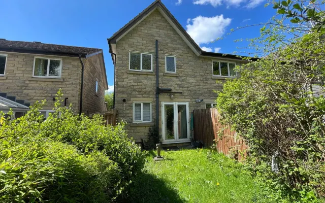 Photo 3 — Bromley Bank, Denby Dale, Huddersfiel...
