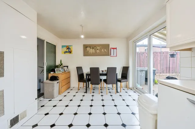 Farrer Street, Kempston, MK42, photo 3