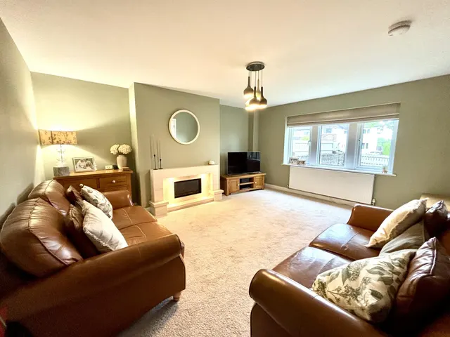 Woodlands View, Oakworth, BD22, photo 2