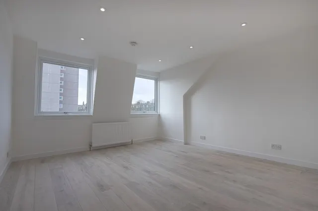 Roslin Terrace, Aberdeen, AB24, photo 3