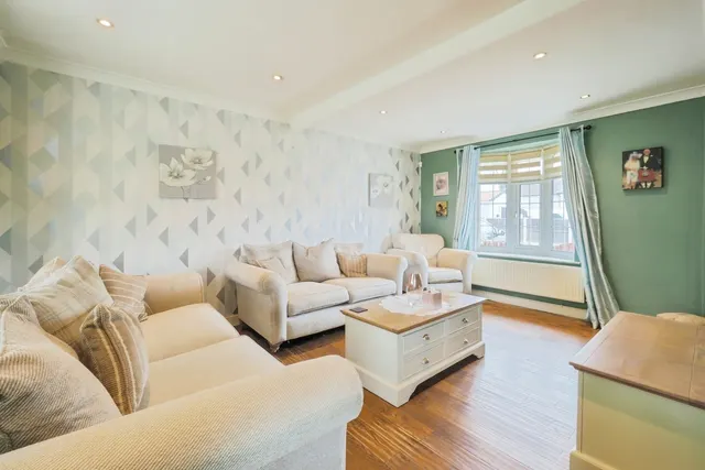 Photo 2 — Aberconway Crescent, New Rossington, Doncaster, South Yorkshire, DN11