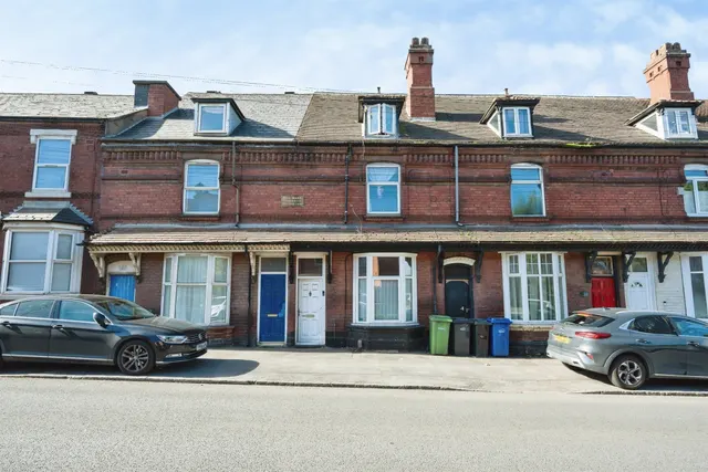 Bank Street, Brierley Hill, DY5, photo 1