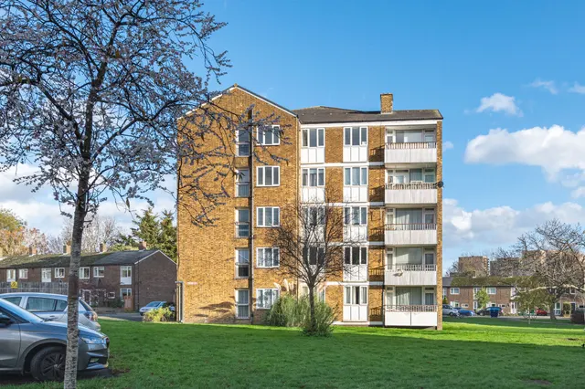 London, SE3, photo 1
