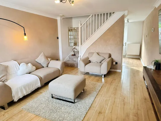 Coltsfoot Road, Hamilton, LE5, photo 2
