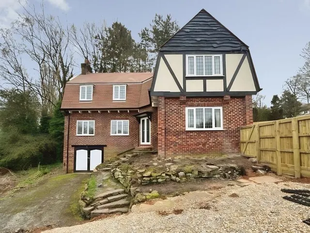 Handforth Road, Wilmslow, Cheshire, SK9, photo 1