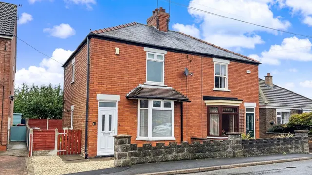 Old Village Street, Gunness, photo 1