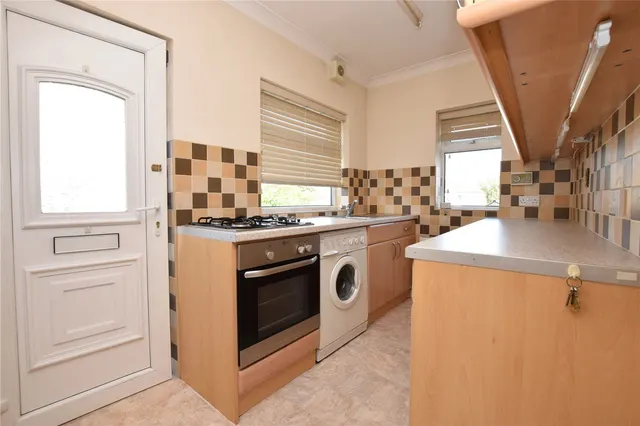 Selby Road, Leeds, LS15, photo 3