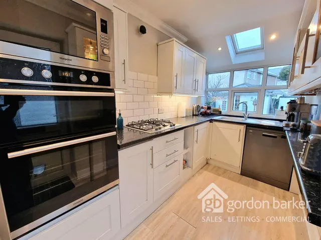 Photo 3 — Claremont Avenue, Bournemouth, BH9 3EZ