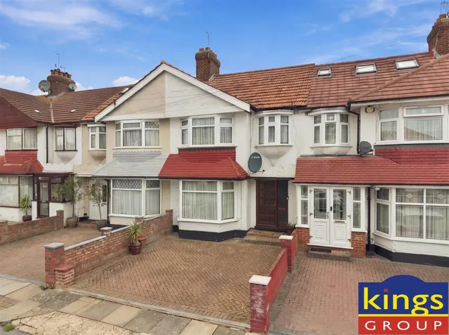 Selhurst Road, Edmonton, N9, photo 1