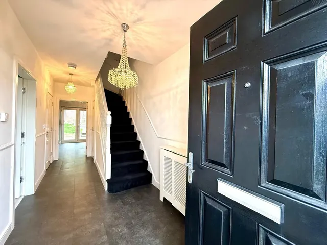 Photo 3 — Britten Road, Swindon, Wiltshire, SN25 2HQ