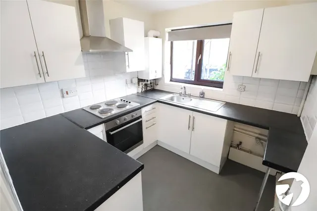 Bedwell Road, Belvedere, DA17, photo 2