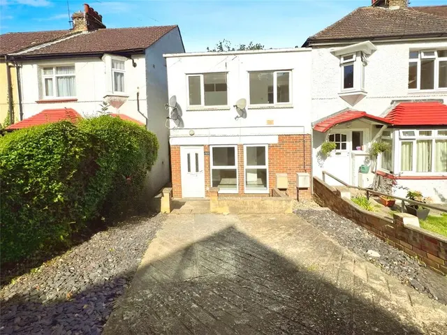 Purbeck Road, Chatham, ME4, photo 1