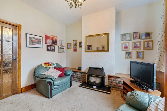 Photo 2 — Warrington Road, Widnes, Widnes, WA8 0AT