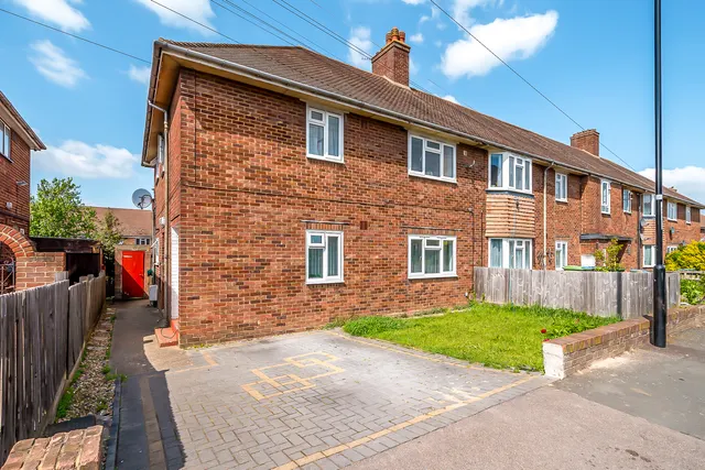 Lambarde Avenue, Mottingham, SE9, photo 1